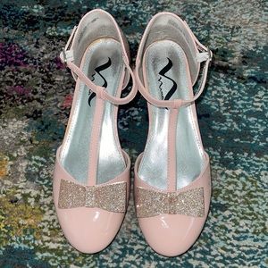 Girls Dress Shoes - Nina size 4